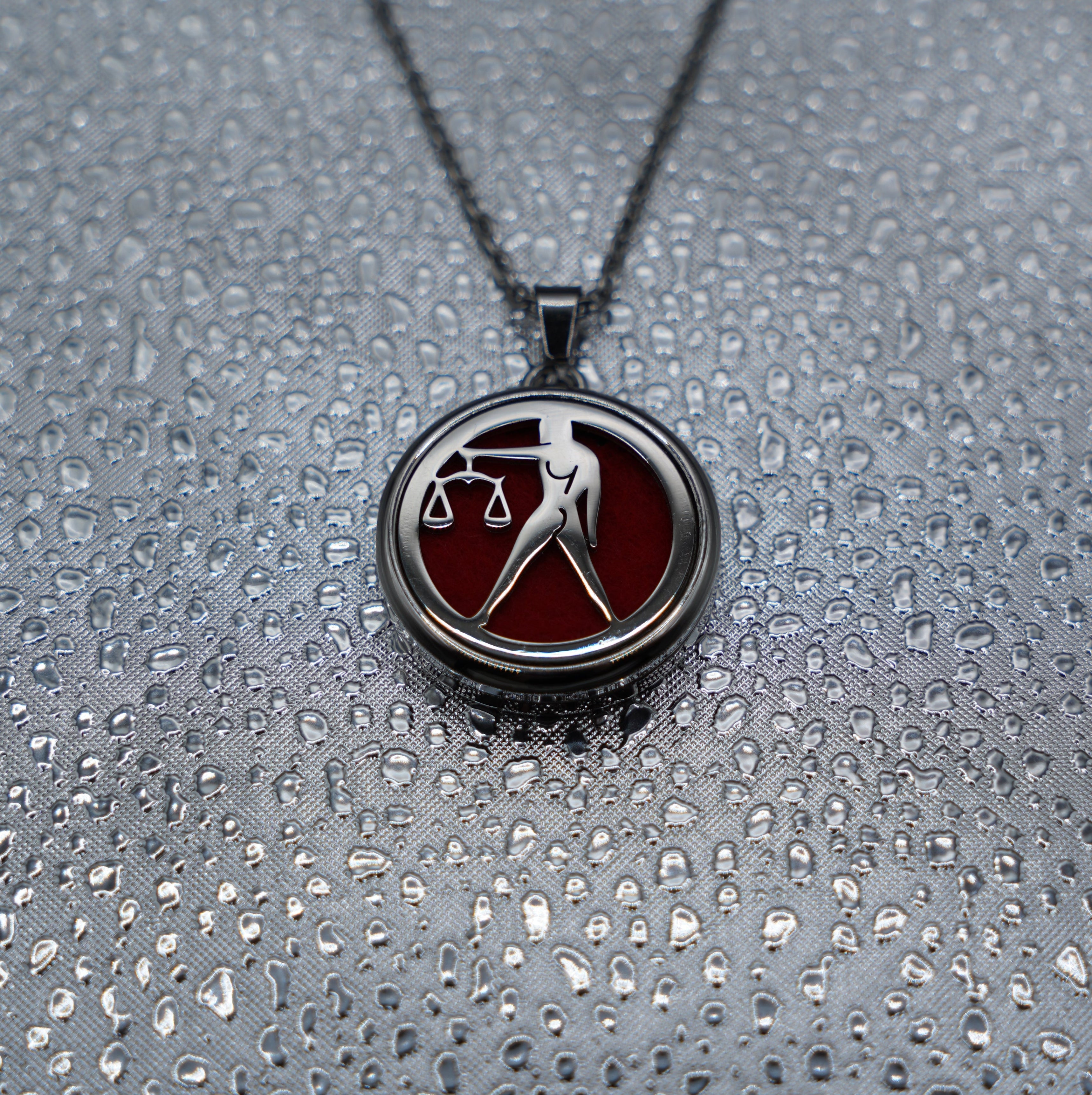 Libra – Duftkette